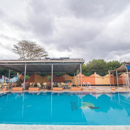 Falcon Heights Hotel Nanyuki Eksteriør billede