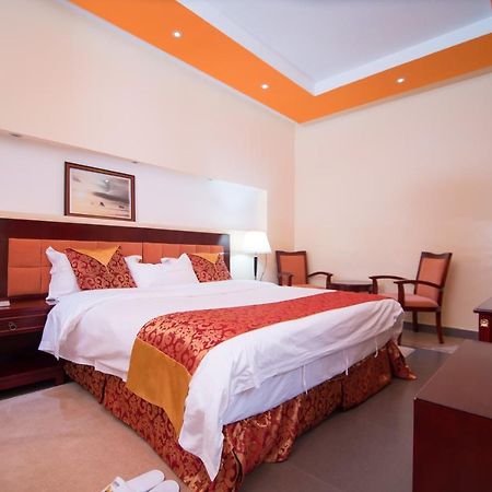 Falcon Heights Hotel Nanyuki Eksteriør billede