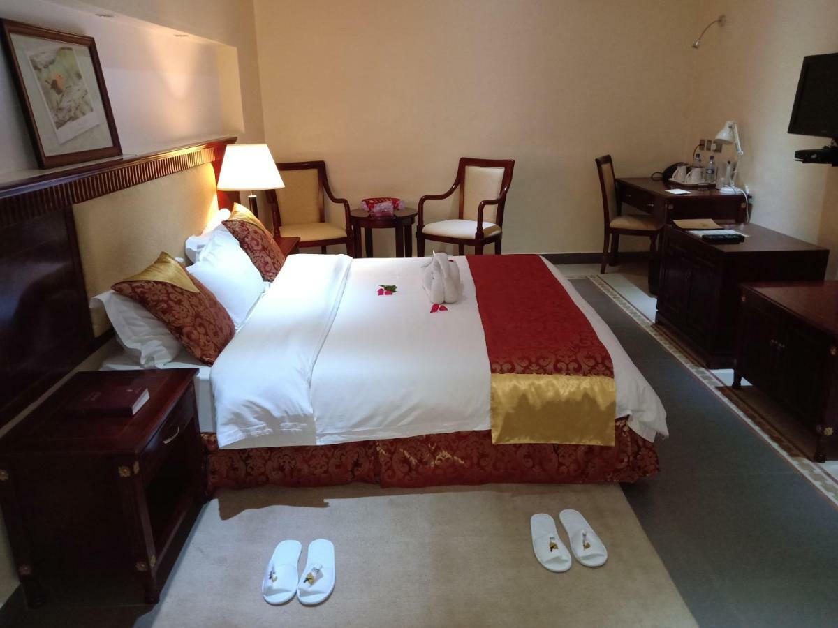 Falcon Heights Hotel Nanyuki Eksteriør billede