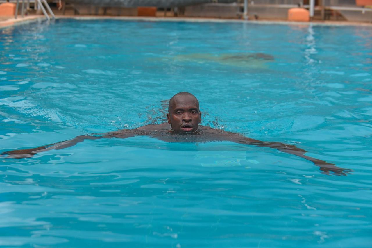 Falcon Heights Hotel Nanyuki Eksteriør billede