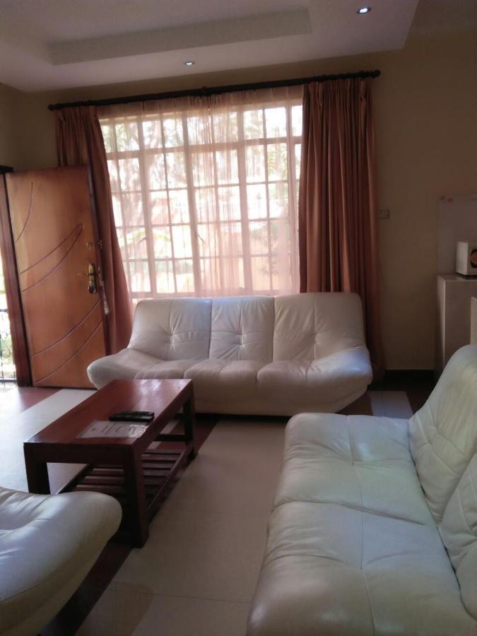 Falcon Heights Hotel Nanyuki Eksteriør billede