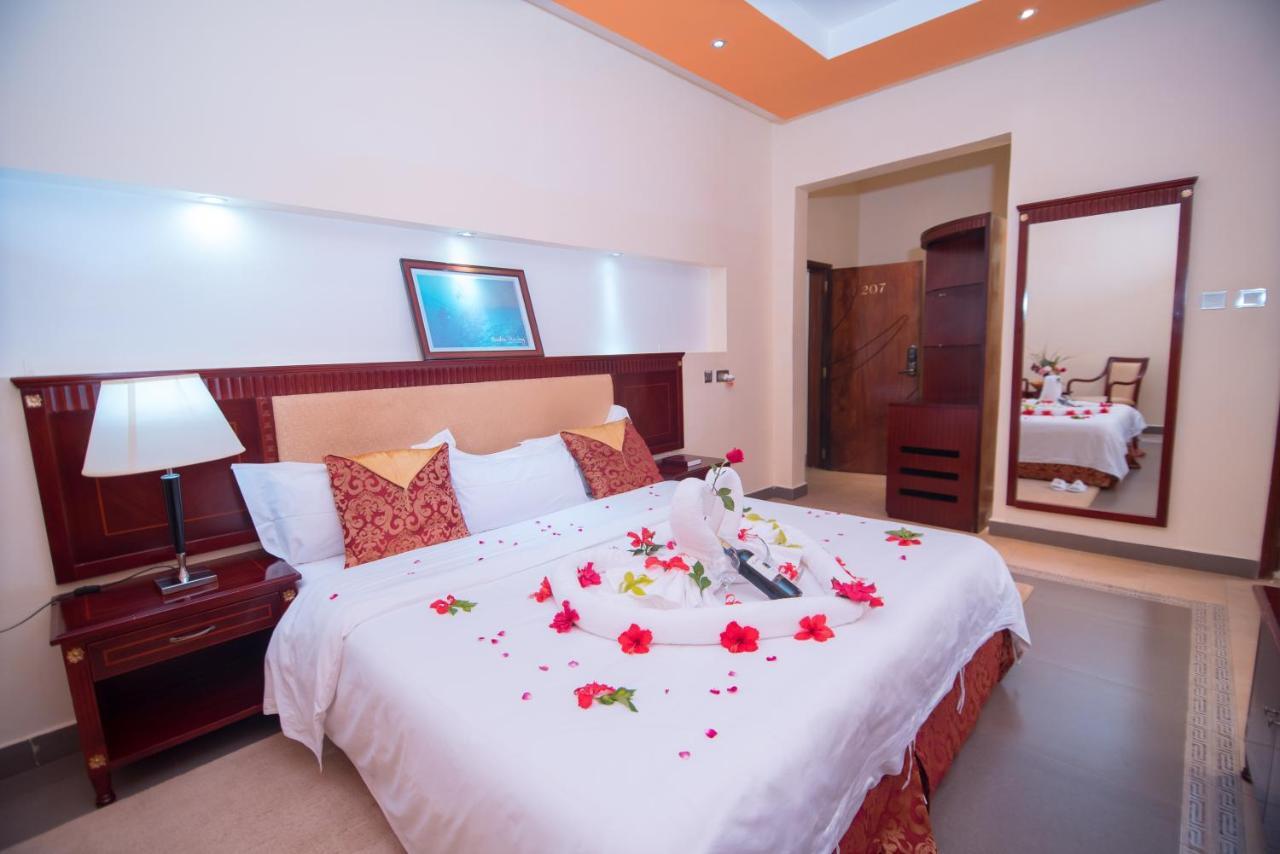 Falcon Heights Hotel Nanyuki Eksteriør billede