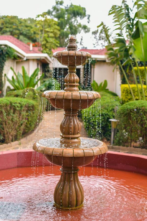 Falcon Heights Hotel Nanyuki Eksteriør billede